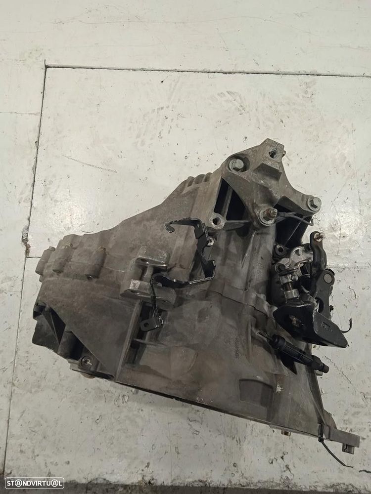 CAIXA VELOCIDADES FORD C-MAX 2004 - 4