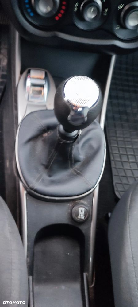 Alfa Romeo Mito 1.4 16V - 17