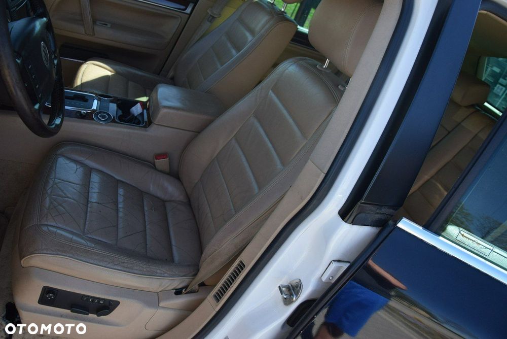 Volkswagen Touareg - 16