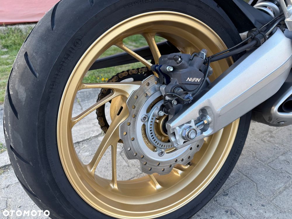 Honda CB - 16