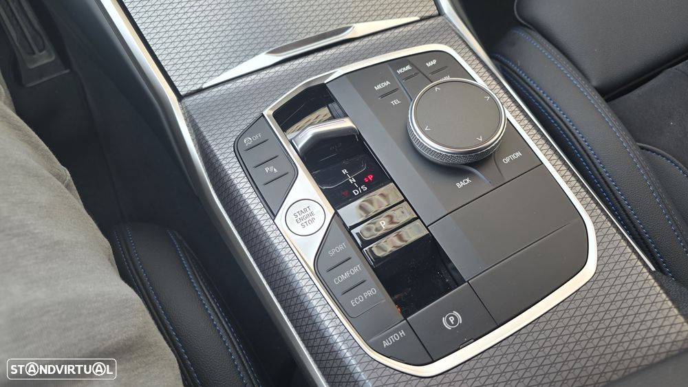 BMW 320 d Pack M Auto - 32