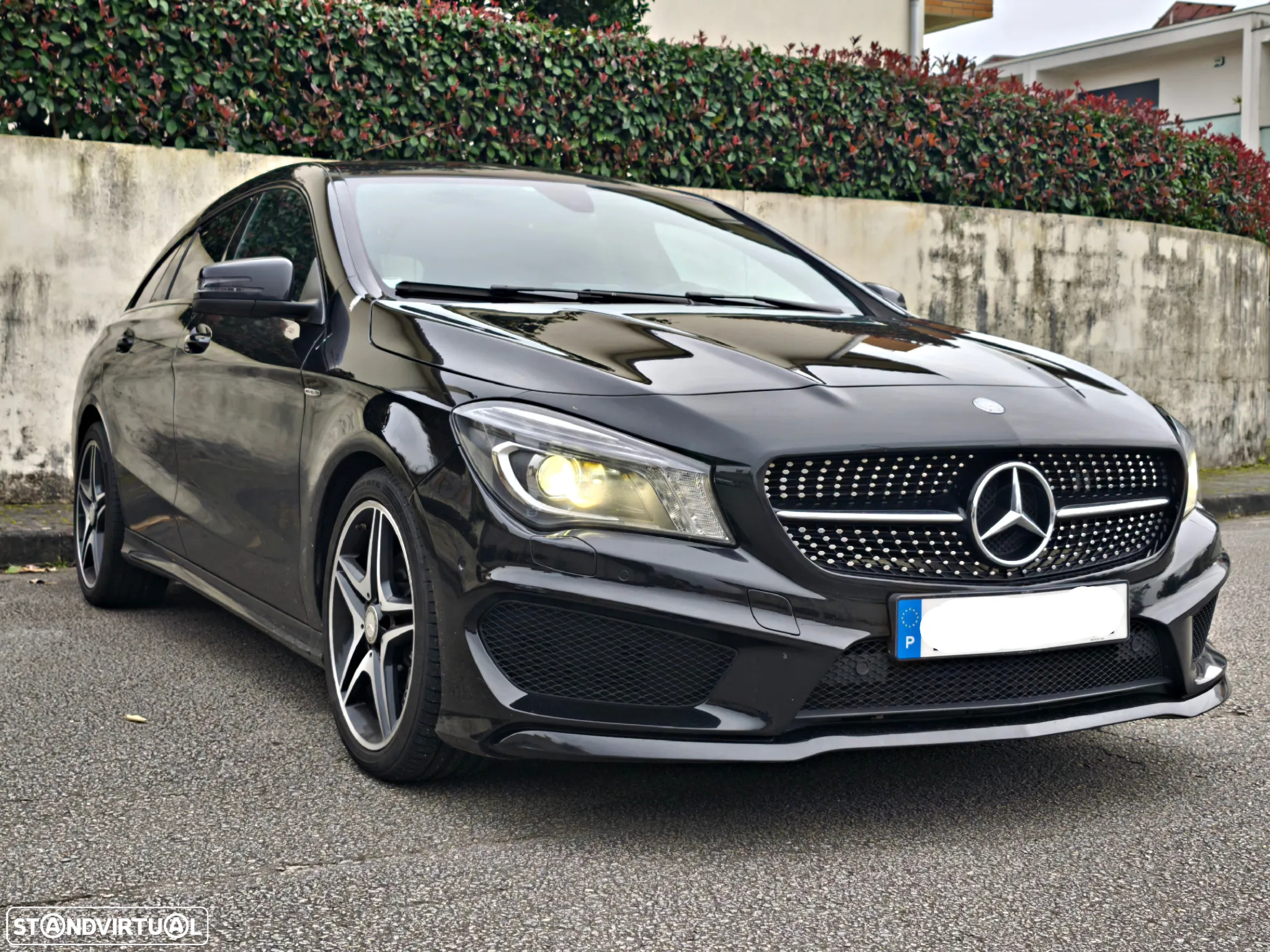 Mercedes-Benz CLA 180 d Shooting Brake AMG Line - 3