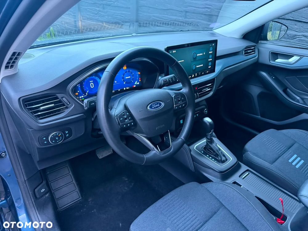 Ford Focus 1.0 EcoBoost Hybrid ACTIVE DESIGN - 12