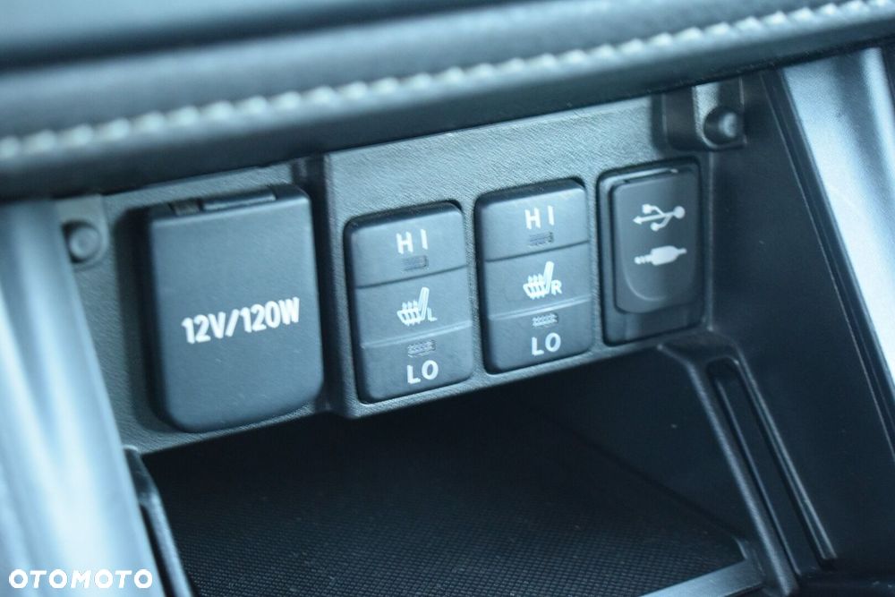 Toyota Auris 1.33 VVT-i Comfort - 14