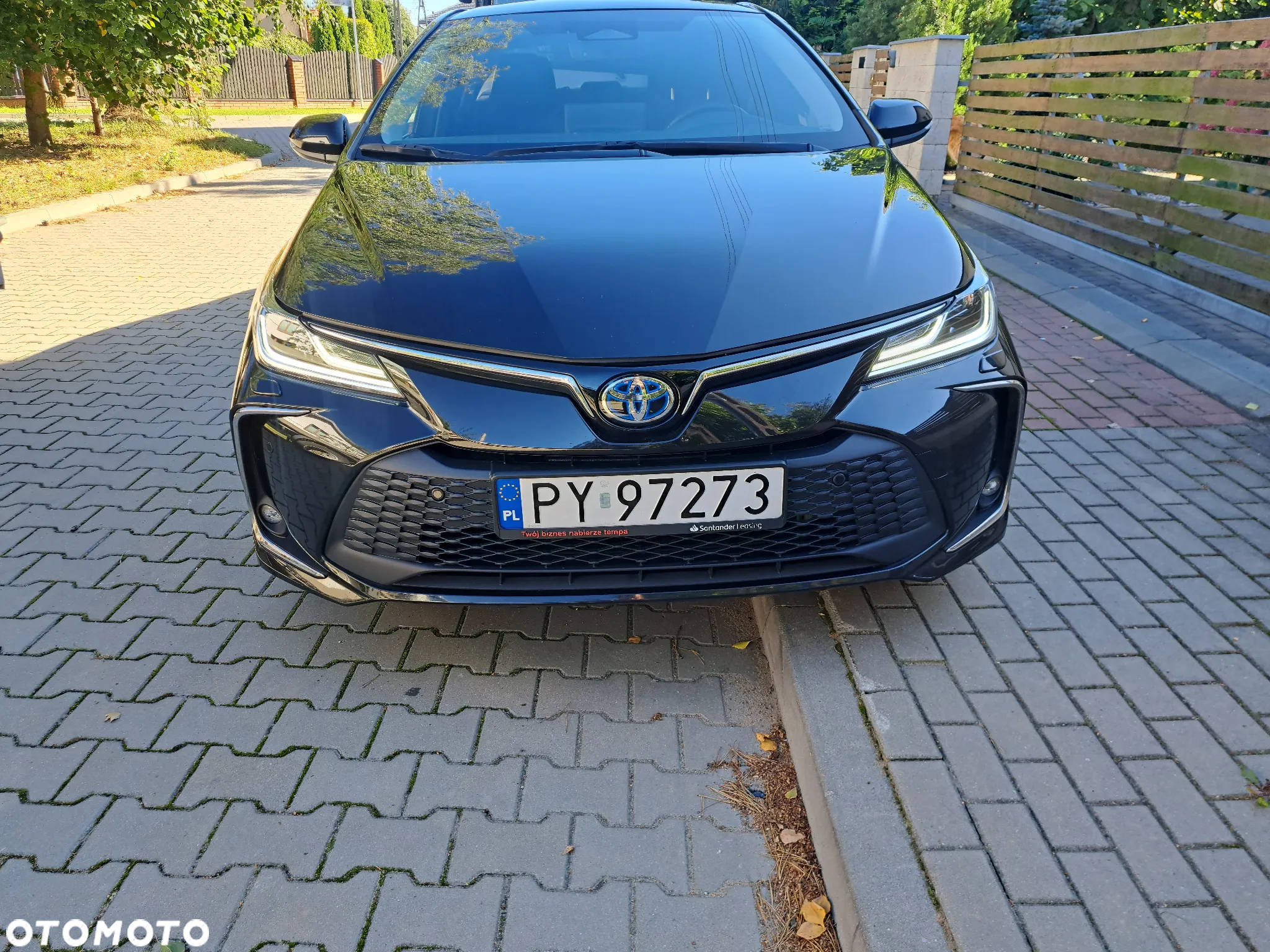 Toyota Corolla 1.8 Hybrid Style - 2