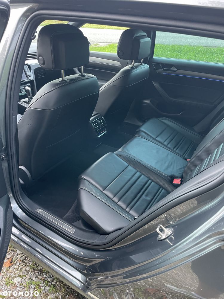 Volkswagen Passat - 7