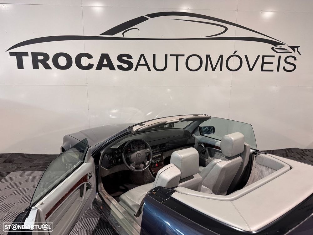 Mercedes-Benz SL 280 Standard - 35
