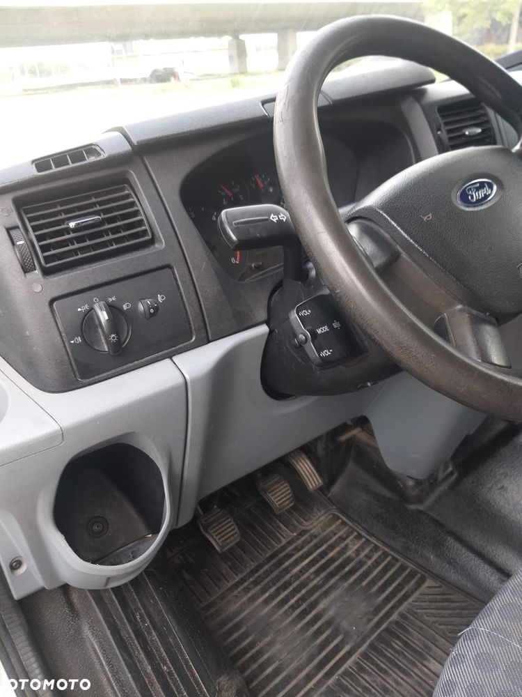 Ford Transit - 16