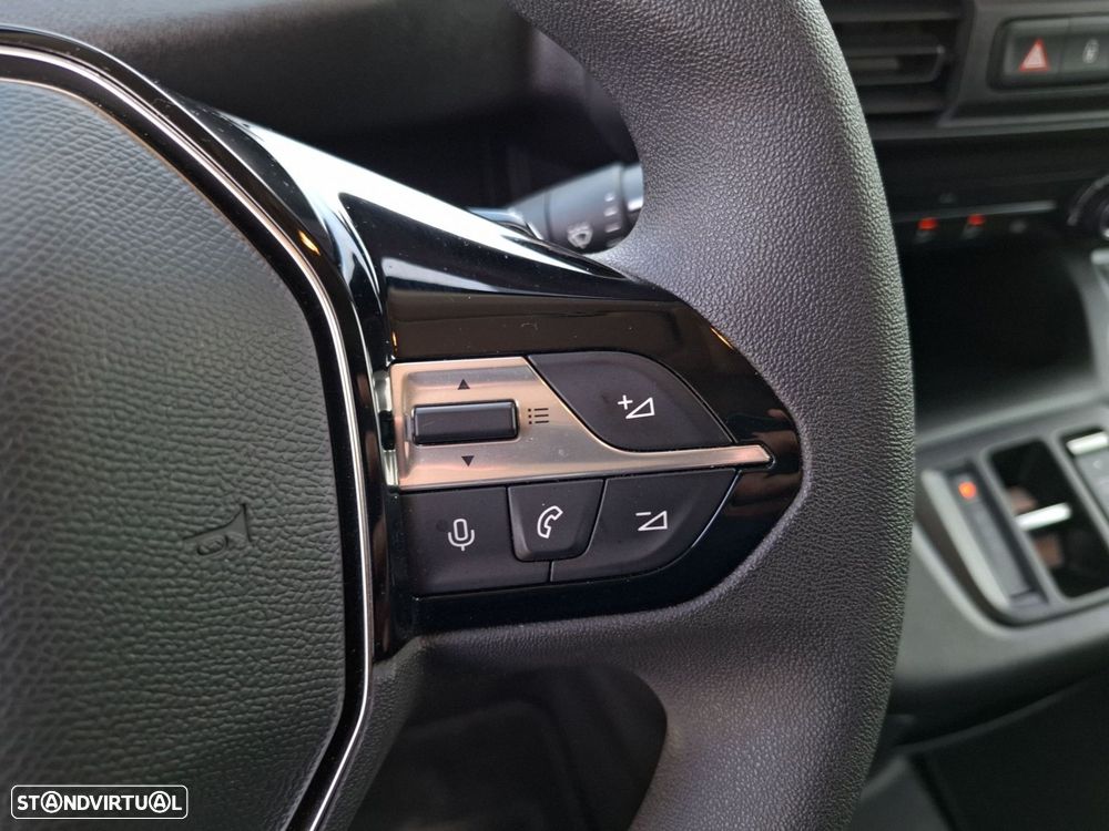 Peugeot e-Partner - 15