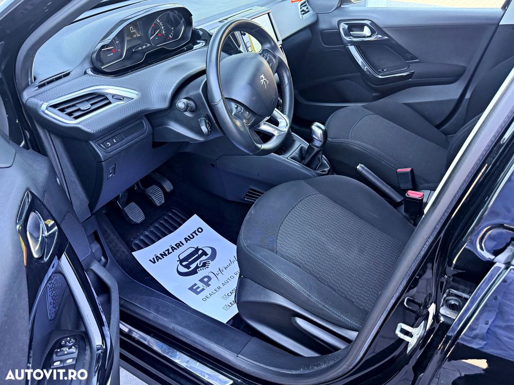 Peugeot 208 PureTech 82 Start & Stop Active - 8