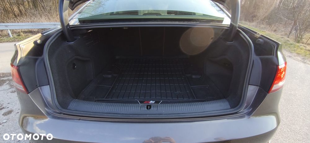 Audi A4 Limousine 2.0 TDI - 14