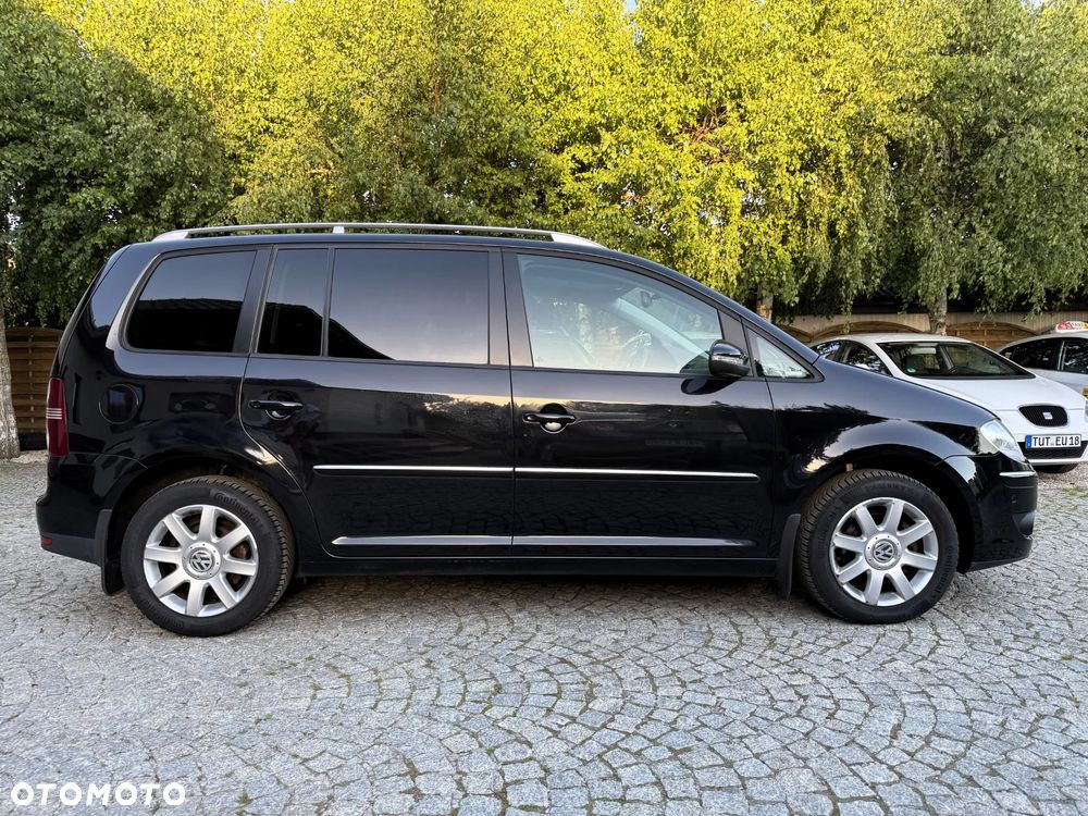 Volkswagen Touran 1.4 TSI Highline - 8