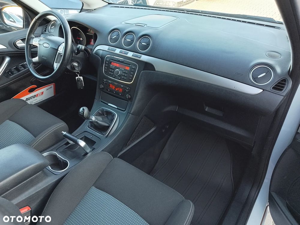 Ford S-Max 2.0 TDCi Trend - 14