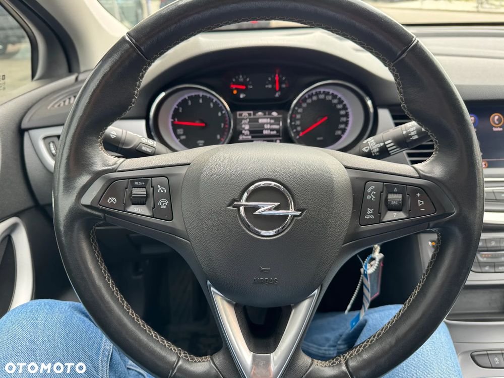Opel Astra 1.4 T Elegance S&S - 17