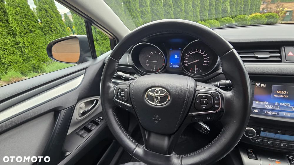 Toyota Avensis - 36