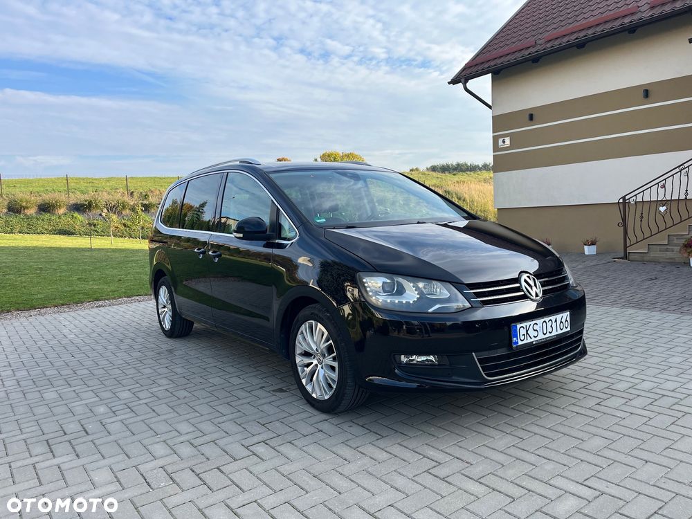 Volkswagen Sharan 2012 photo 2