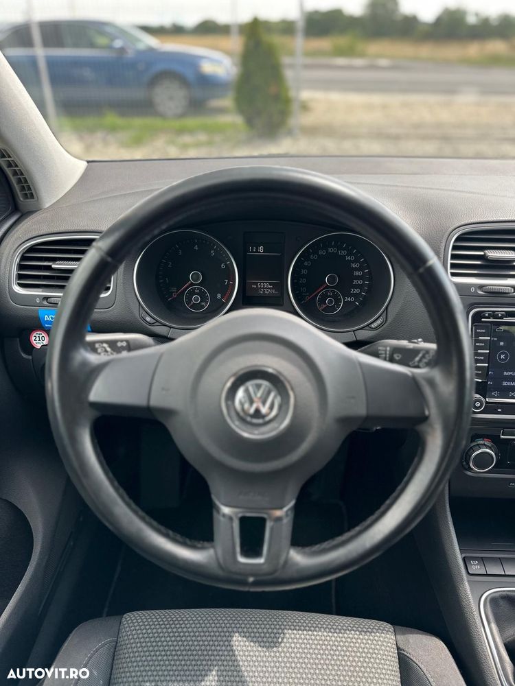 Volkswagen Golf 1.6 Team - 9