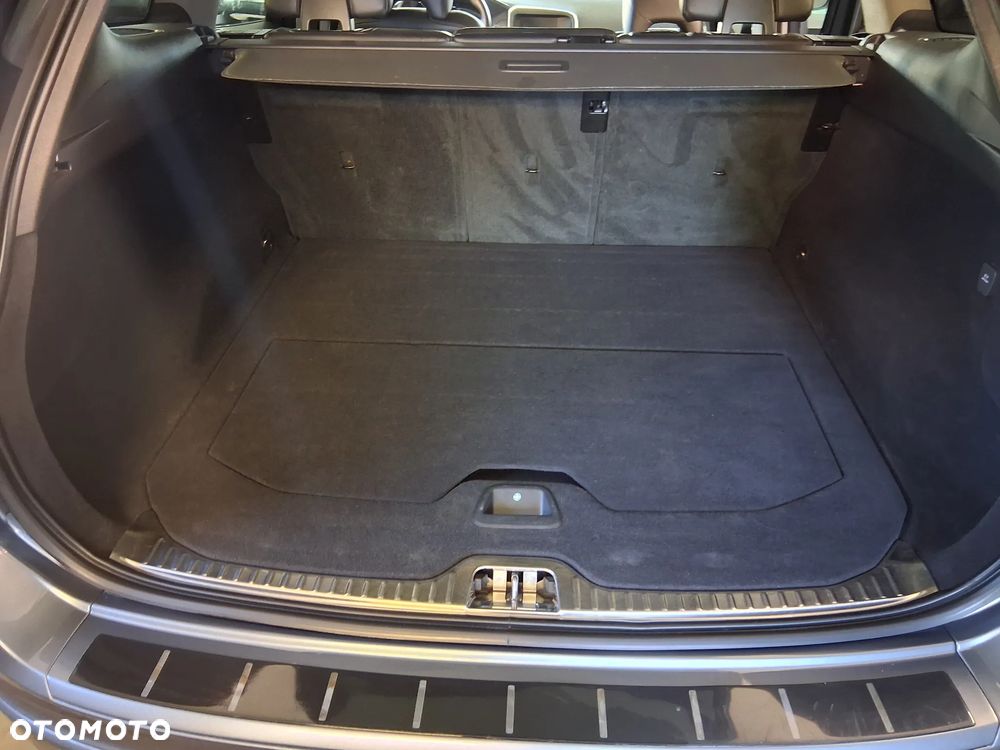 Volvo XC 60 - 8