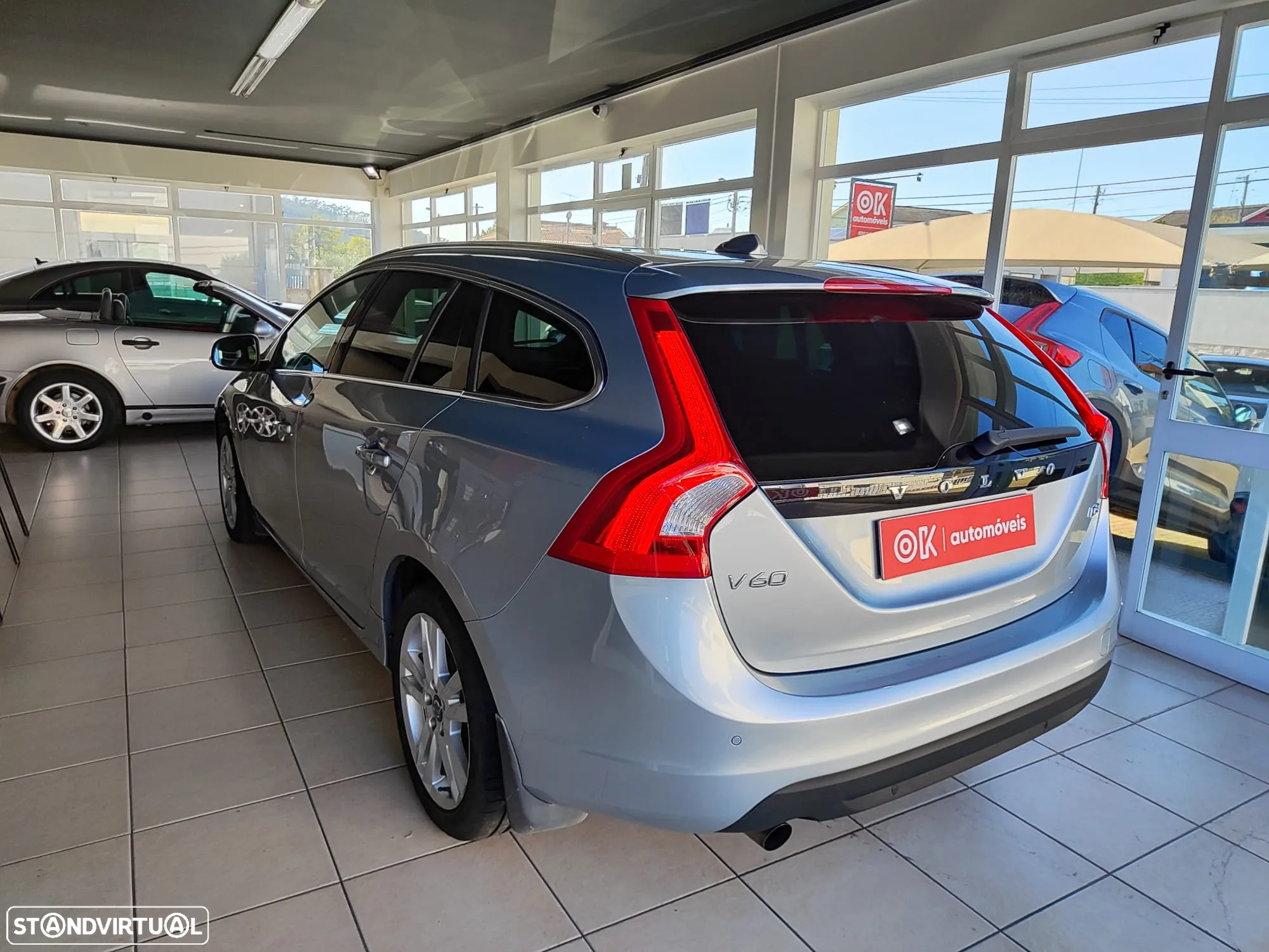 Volvo V60 D3 Geartronic Summum - 8