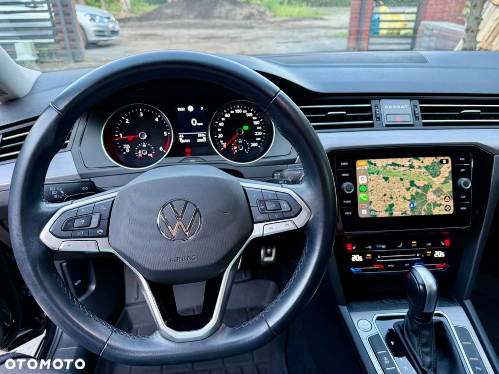Volkswagen Passat - 13