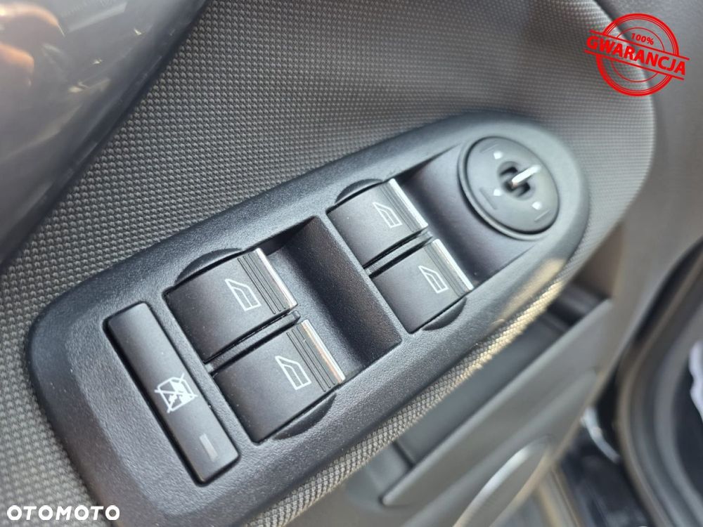 Ford Kuga - 39