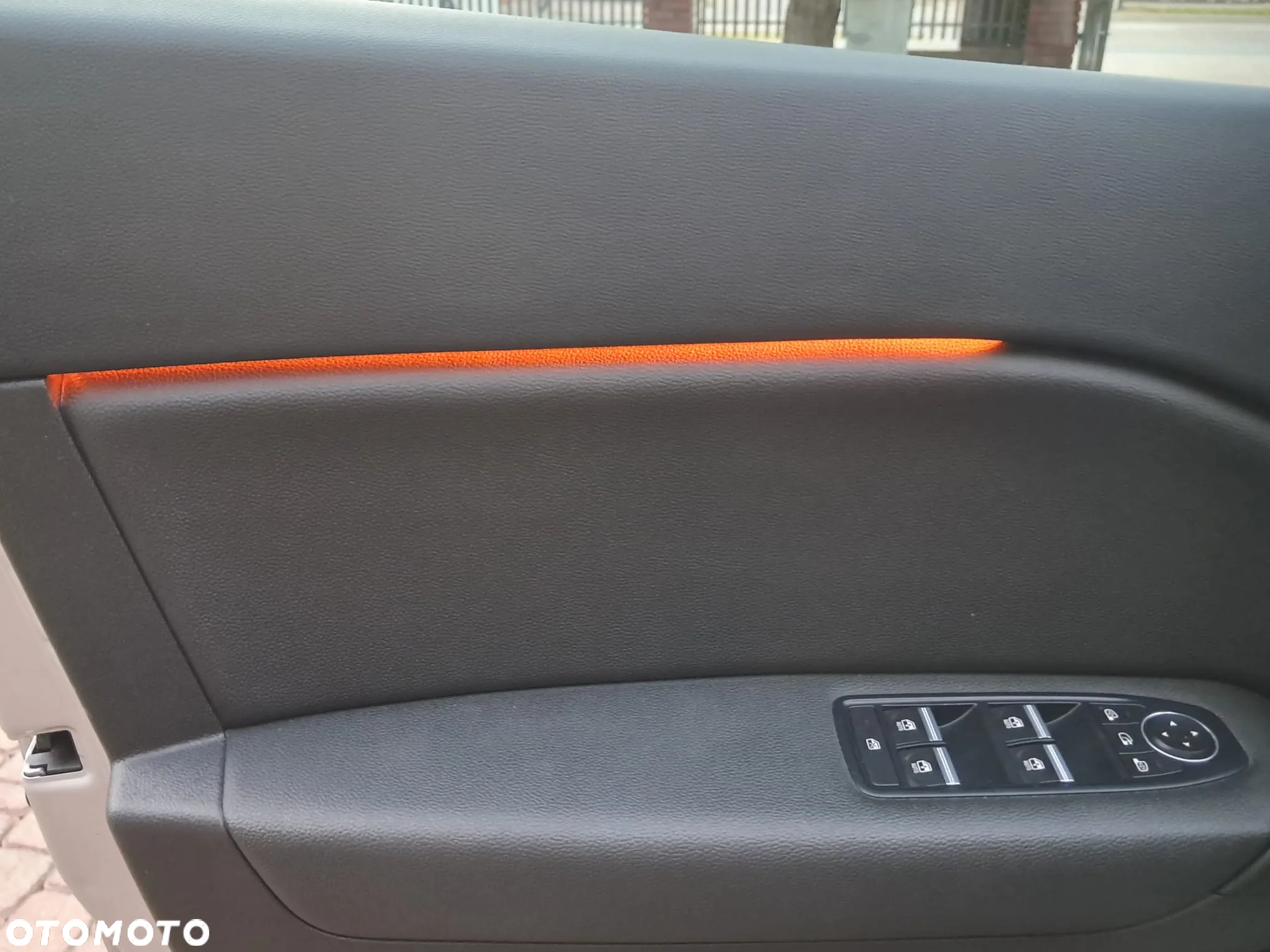 Renault Captur BLUE dCi 115 INTENS - 28