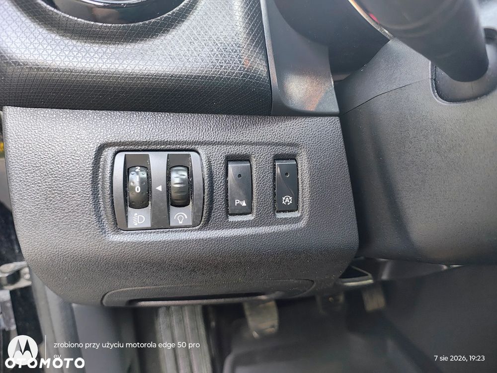 Renault Clio - 24