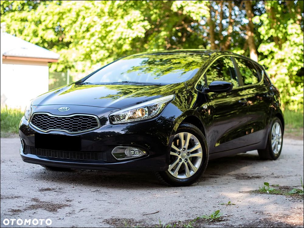 Kia Ceed - 12