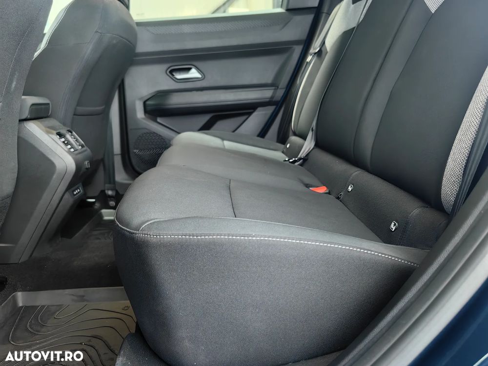 Dacia Bigster Hybrid 155 Journey - 13