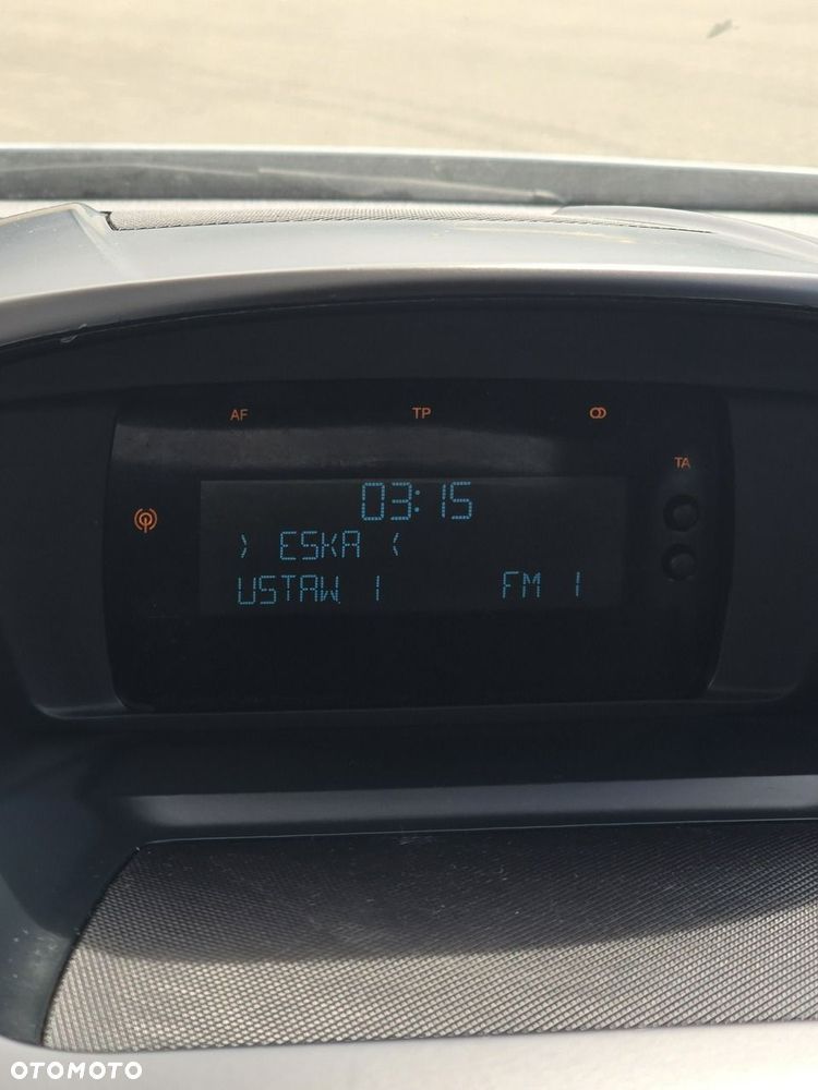Ford Grand C-MAX - 33