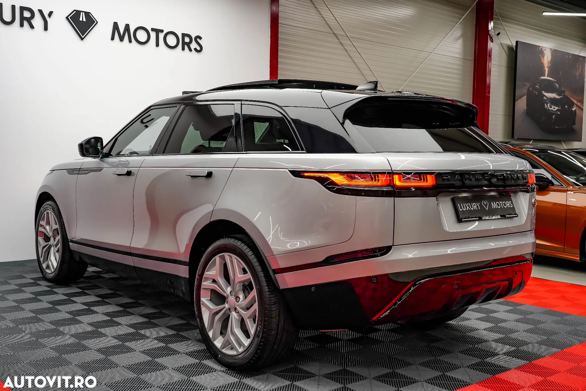 Land Rover Range Rover Velar R-Dynamic 2.0 D200 MHEV HSE - 11