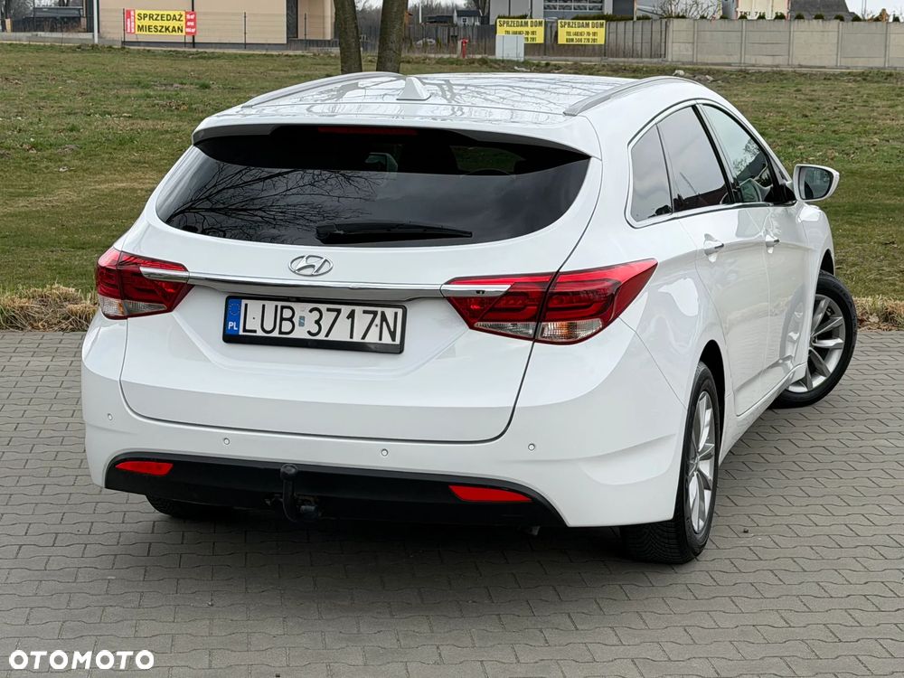 Hyundai i40 Kombi blue 1.7 CRDi Premium - 13