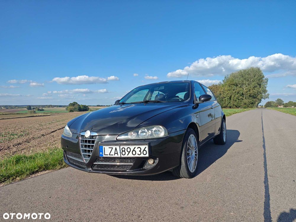 Alfa Romeo 147 - 1