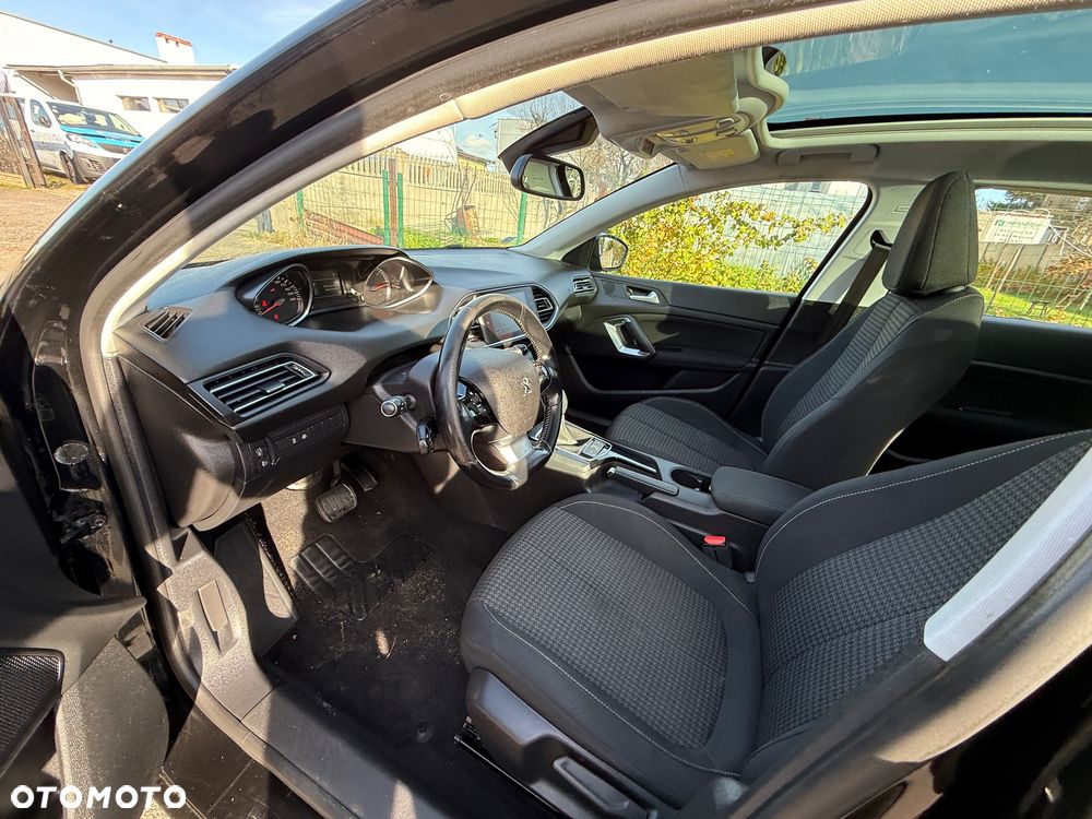 Peugeot 308 SW 1.6 BlueHDi Allure S&S EAT6 - 21