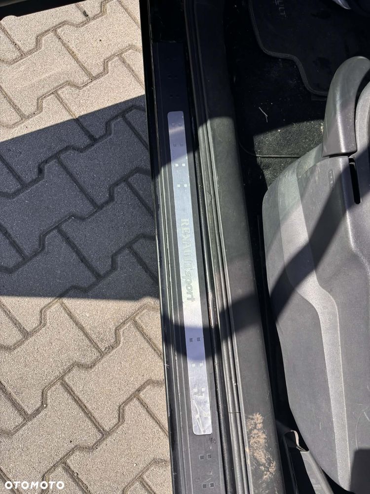 Renault Megane 2.0 Sport - 12