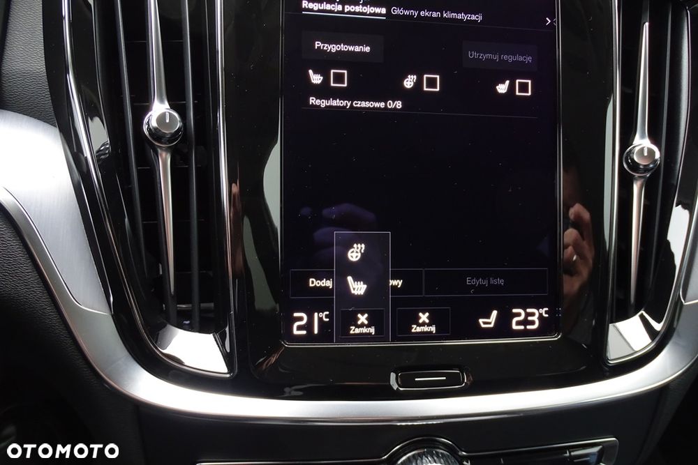 Volvo V60 T6 AWD Recharge Geartronic RDesign Expression - 39