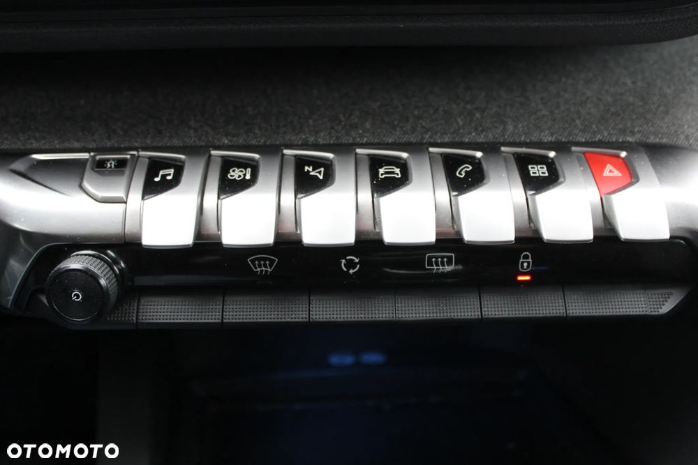 Peugeot 3008 1.6 BlueHDi Active S&S - 25