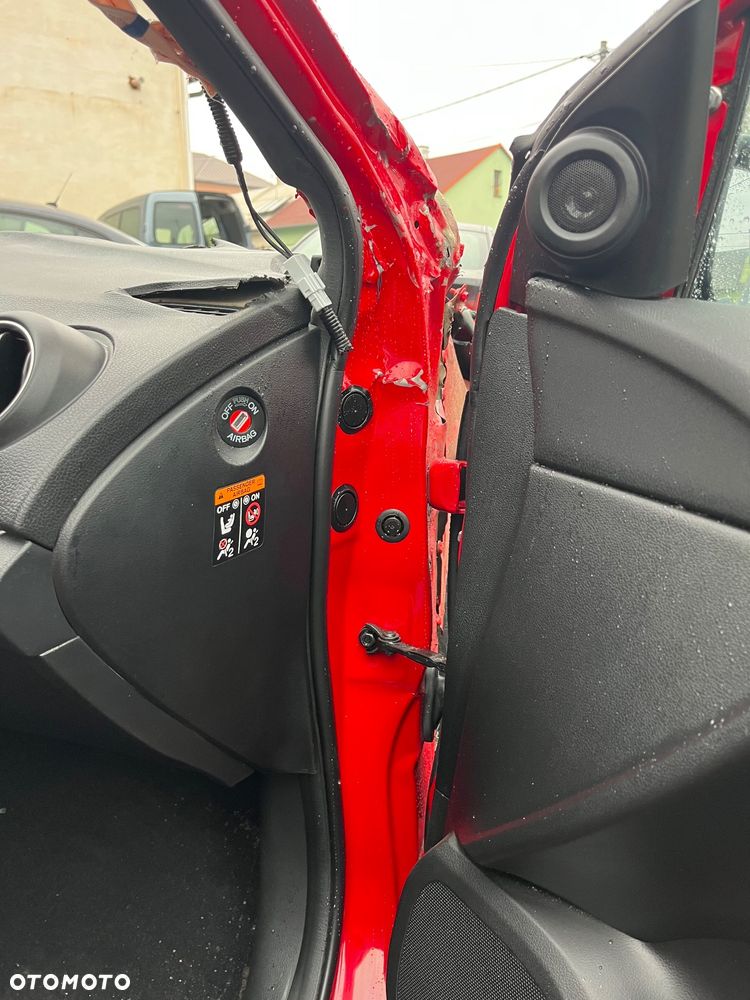 Honda Civic 1.8 i-VTEC Sport Black Edition - 11