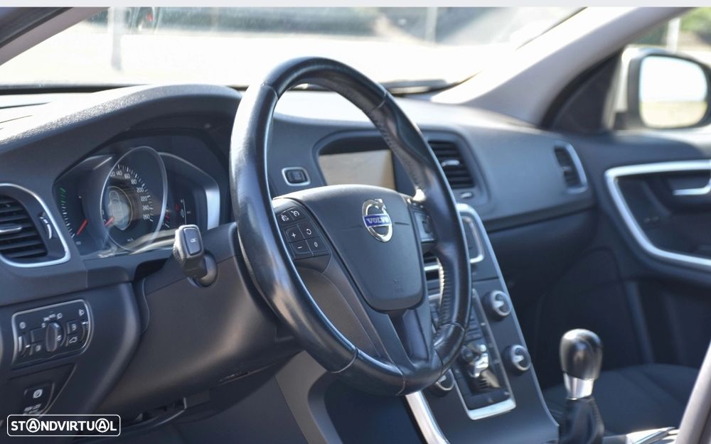 Volvo V60 D2 - 9