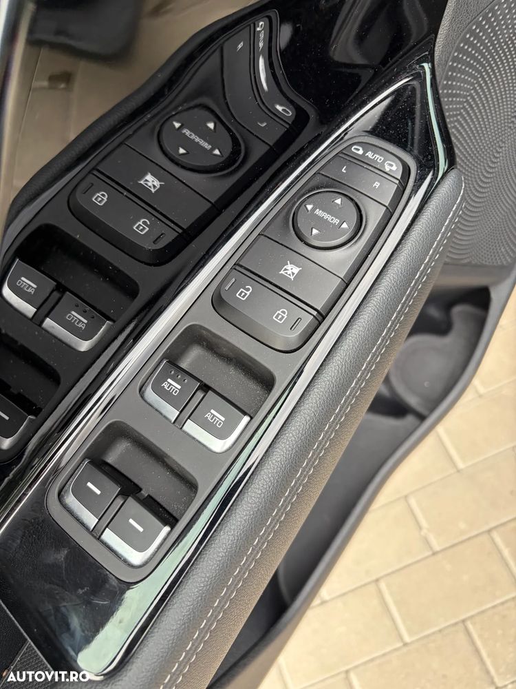 Kia Niro 1.6 GDI 6DCT PHEV Comfort - 10