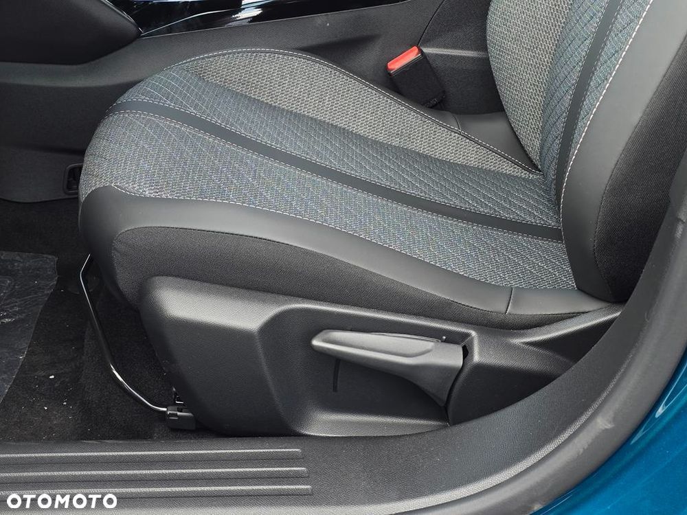 Peugeot 2008 PureTech mHEV Allure e-DCS6 - 14
