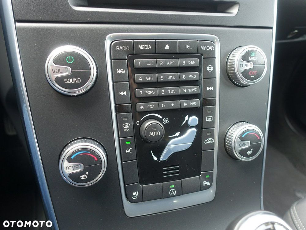 Volvo V60 D4 Geartronic - 23