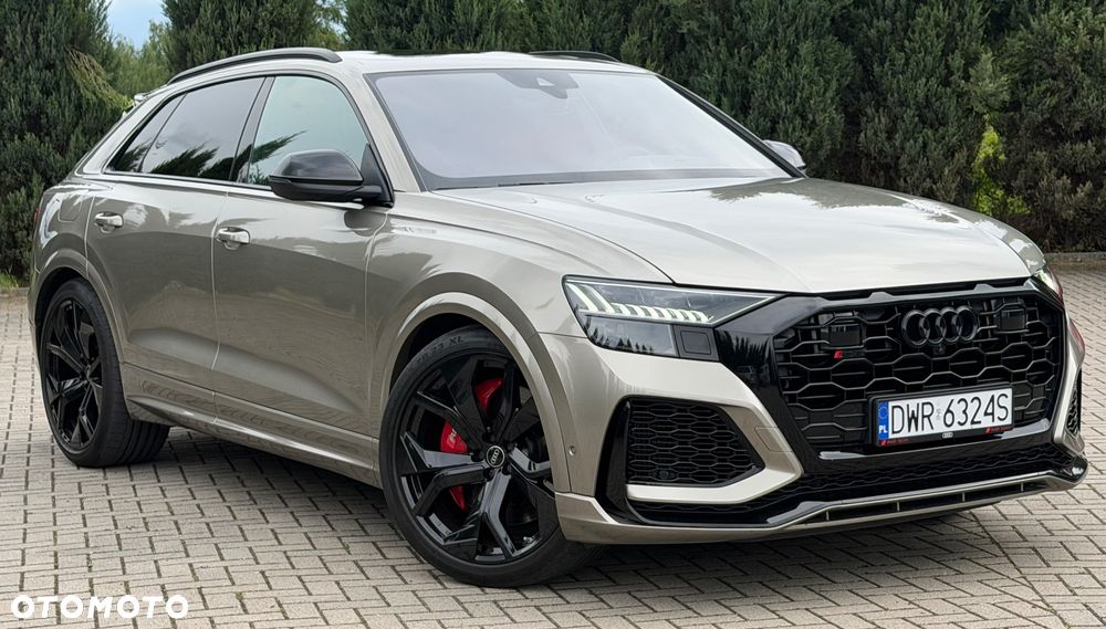 Audi RS Q8 - 10