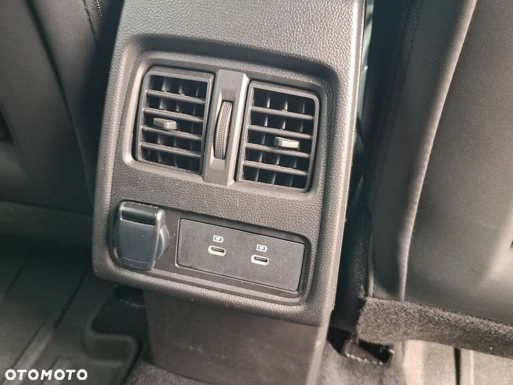 Renault Captur - 22