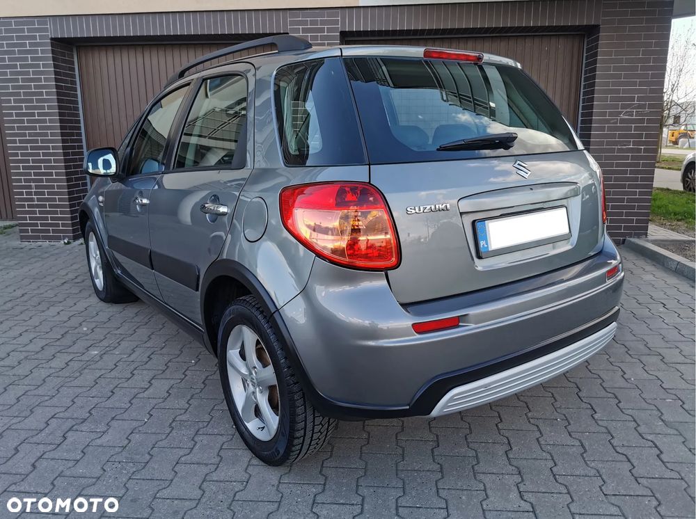 Suzuki SX4 1.9 DDiS DPF Streetline 4x2 Club - 34