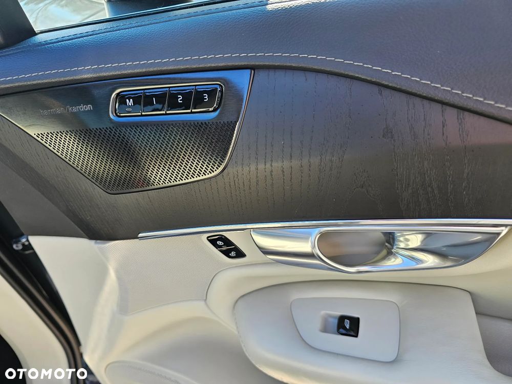 Volvo XC 90 B5 D AWD Inscription 7os - 18