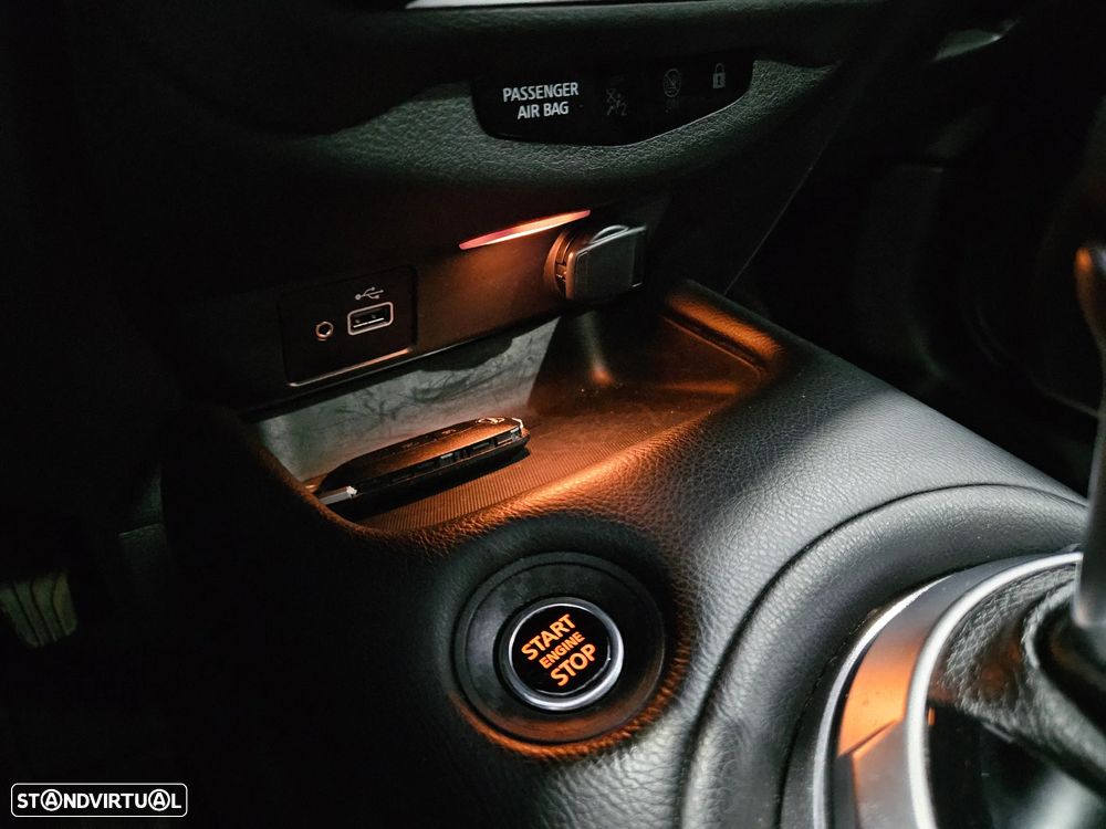 Nissan Juke 1.0 DIG-T N-Connecta NAV. DCT - 22