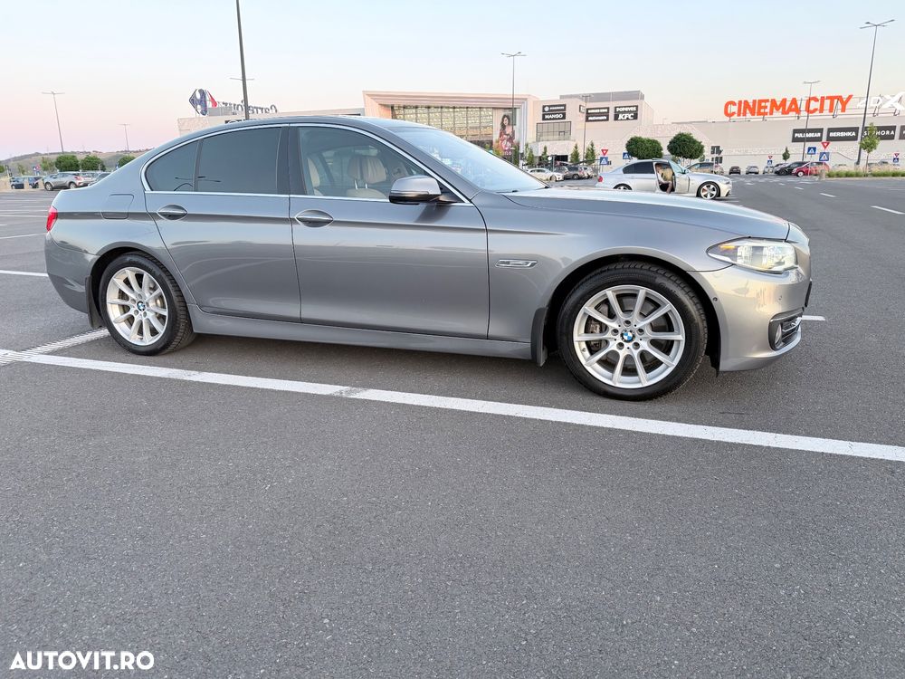BMW Seria 5 530d xDrive AT - 14