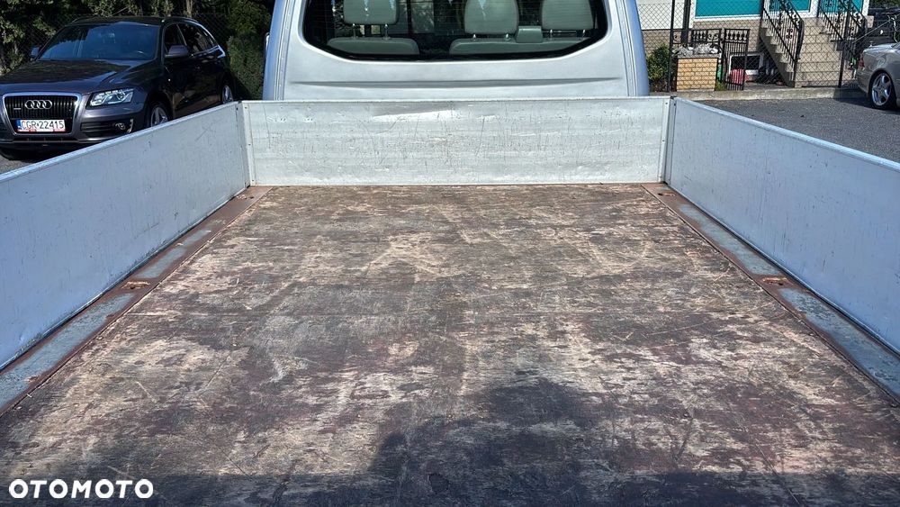 Volkswagen Transporter T5 - 6