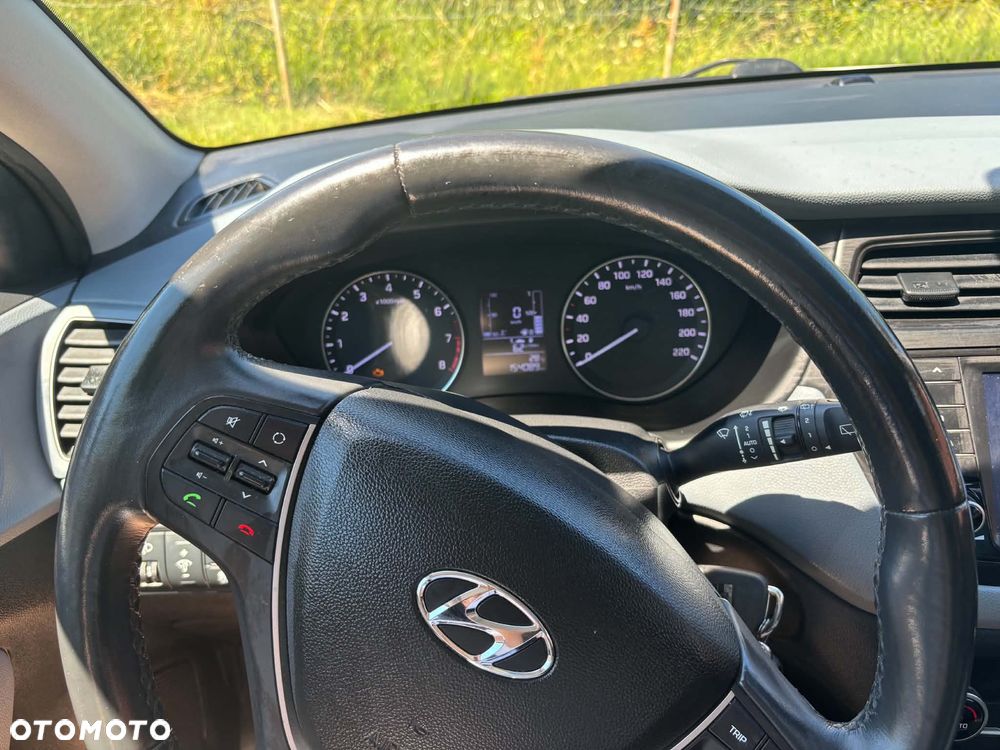 Hyundai i20 1.2 Trend - 14